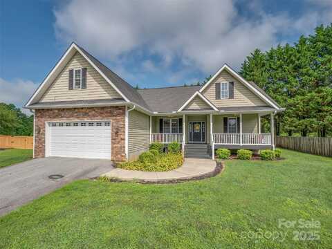 246 Springfield Meadow Drive, Etowah, NC 28729