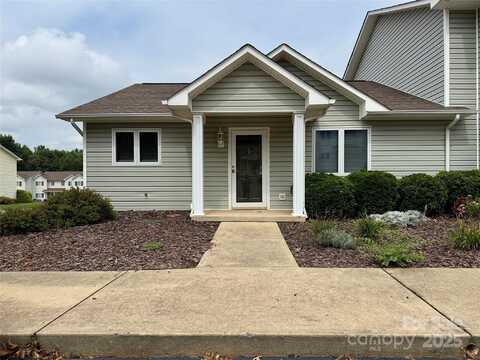 3368 White Oak Court, Claremont, NC 28610