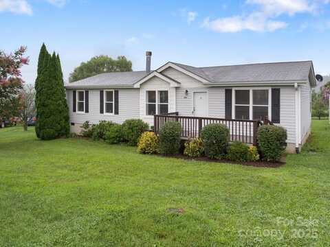 246 Lamonda Drive, Hendersonville, NC 28792