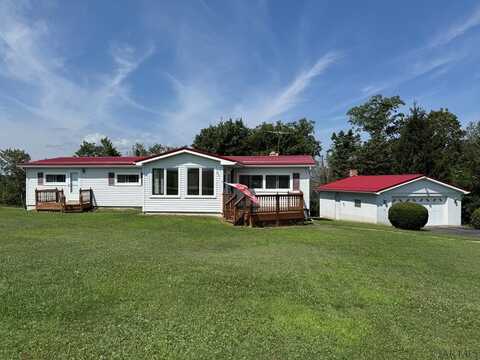 942 Dark Shade Drive, Windber, PA 15963