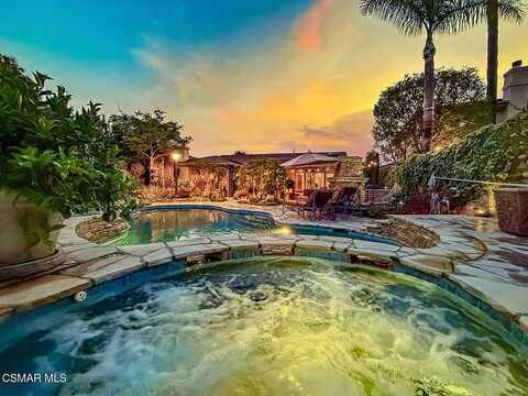678 Via Carro, Newbury Park, CA 91320