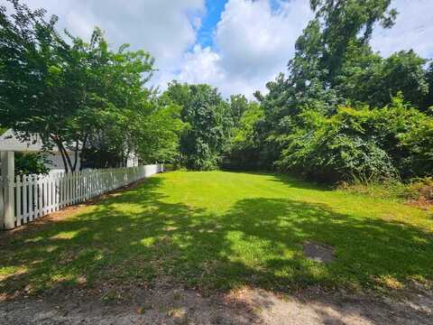 310 Drayton Street, Mc Clellanville, SC 29458