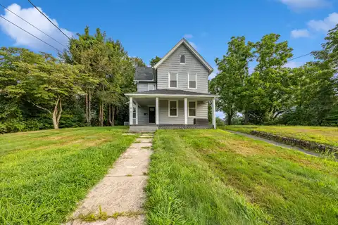 44 Oakland Road, Southington, CT 06489