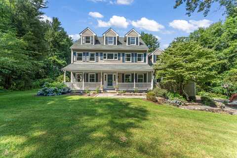 9 Farmery Road, Newtown, CT 06482