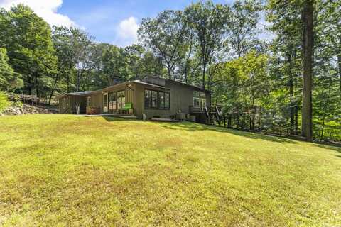 83 Buck Hill Road, Easton, CT 06612
