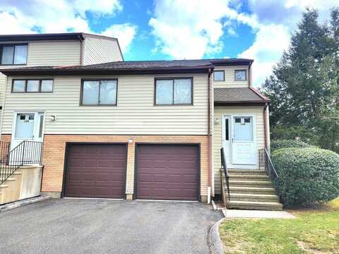 13 Oak Forest Drive, Manchester, CT 06042