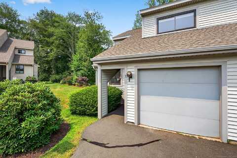 55 Greenview Drive, Rocky Hill, CT 06067