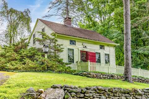 50 Southbury Road, Roxbury, CT 06783