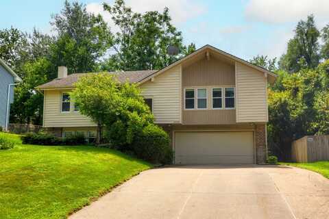 6620 Northwest Drive, Windsor Heights, IA 50324