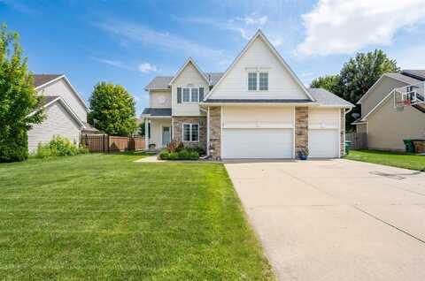 9504 NW Newgate Drive, Johnston, IA 50131