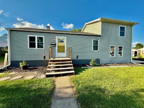 1511 W State Street, Marshalltown, IA 50158