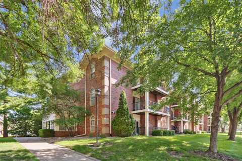 4900 Pleasant Street unit: 5, West Des Moines, IA 50266