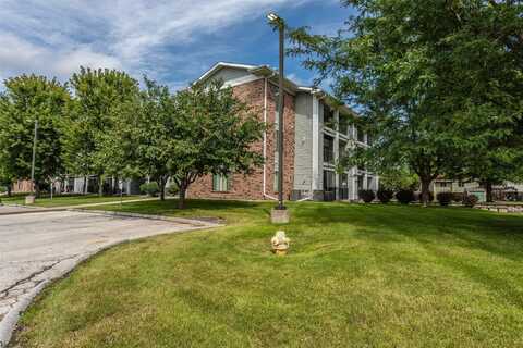 4821 86th Street unit: 26, Urbandale, IA 50322