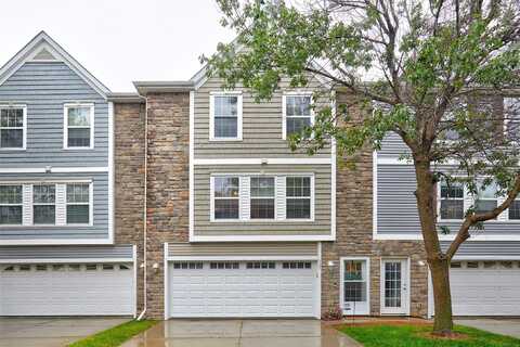 305 NE Sandalwood Street, Waukee, IA 50263