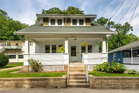 1135 Rosedale, Dubuque, IA 52001
