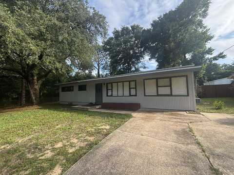 143 Edwards Circle, Valparaiso, FL 32580