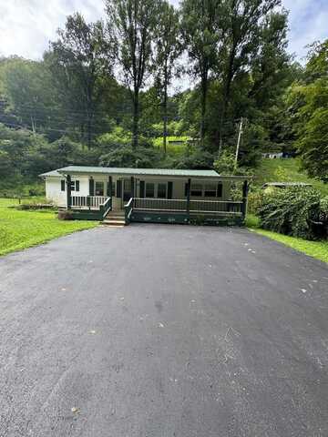 96 Alpha Branch, Inez, KY 41224