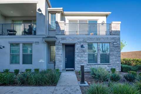 2789 Tamarind Drive E, Fresno, CA 93730