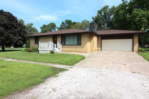 320 Oak, Farnhamville, IA 50538