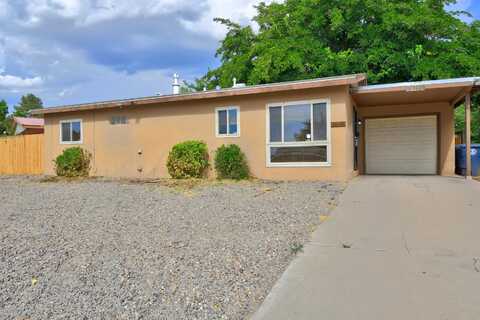 1020 BETTS Street NE, Albuquerque, NM 87112