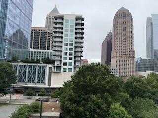 1074 Peachtree Walk NE, Atlanta, GA 30309