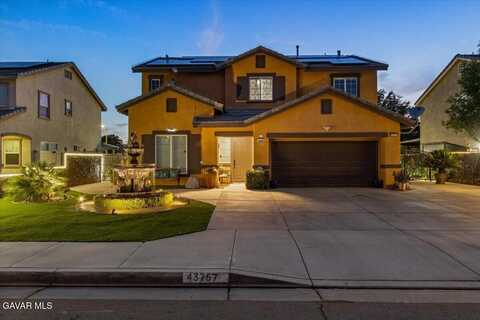 43757 Rucker Street, Lancaster, CA 93535