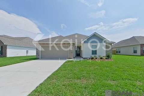 104 Rainfall Lane, Carencro, LA 70520