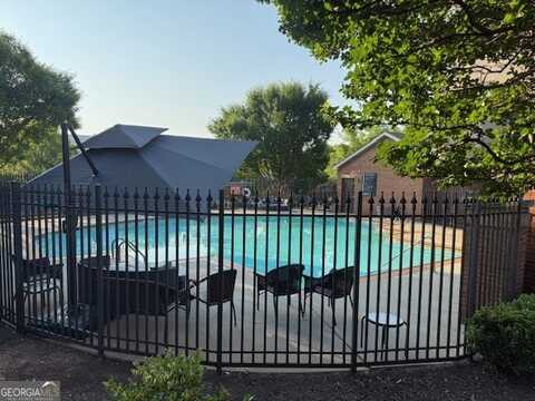 898 Oak, Atlanta, GA 30310