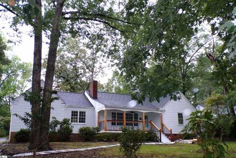 320 Briarwood Road, Spartanburg, SC 29301