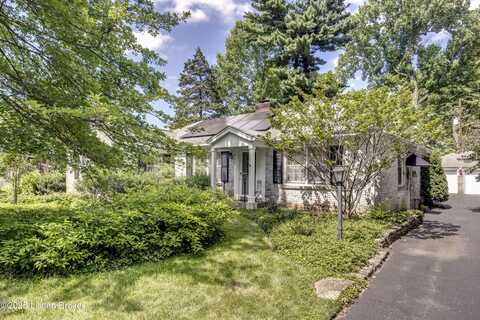 613 Rudy Ln, Louisville, KY 40207