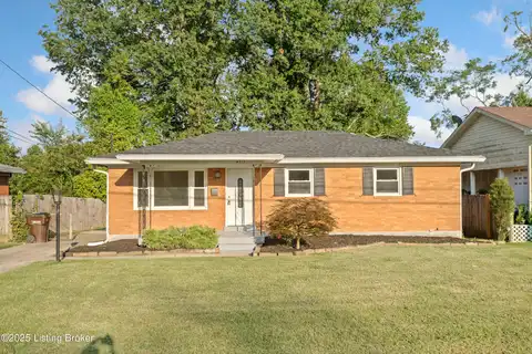 4317 Charlotte Ann Dr, Louisville, KY 40216