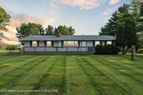 2559 W Lawrence Highway, Charlotte, MI 48813