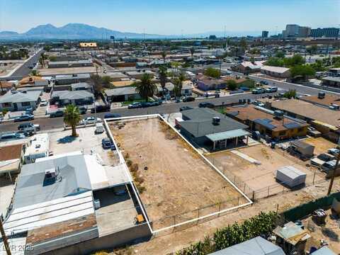 Cunningham Drive, Las Vegas, NV 89106