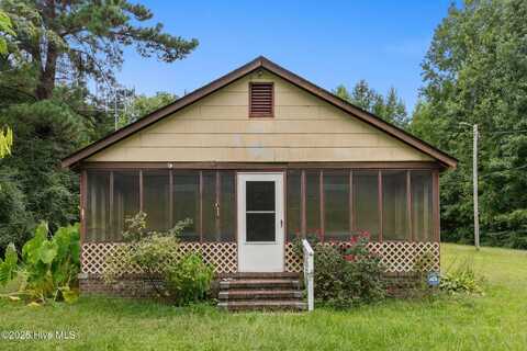 789 N Boyd Road, Pinetown, NC 27865