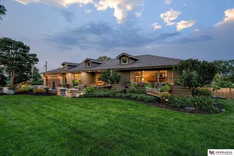 6201 N 132nd Street, Omaha, NE 68164