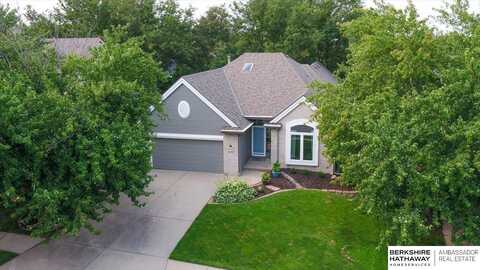 17320 Pine Circle, Omaha, NE 68130