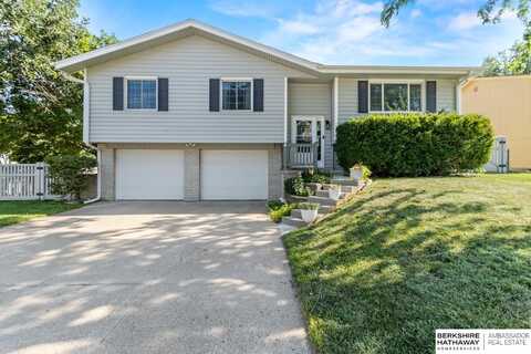 3001 Lynnwood Drive, Bellevue, NE 68123