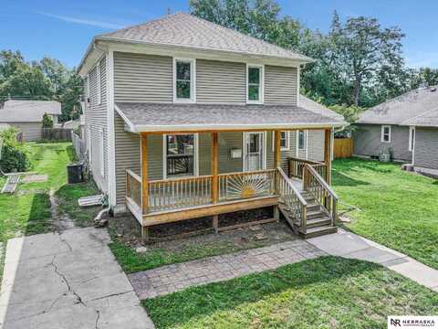 912 S 31st Street, Lincoln, NE 68510