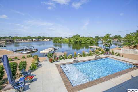 T37 Twin Lakes Drive, Fremont, NE 68025