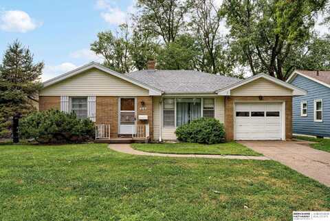 2314 S 49 Avenue, Omaha, NE 68106