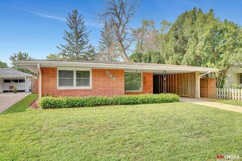 6231 Gladstone Street, Lincoln, NE 68507