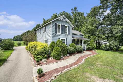 1074 10th Street, Martin, MI 49070