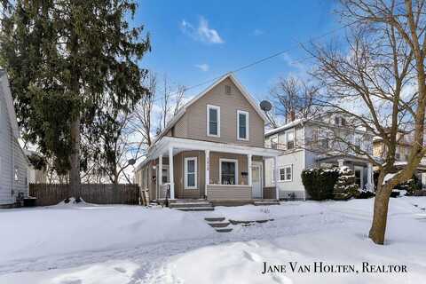 1212 Crosby Street NW, Grand Rapids, MI 49504