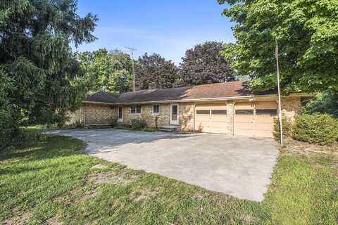 3880 Park Road, Eau Claire, MI 49111