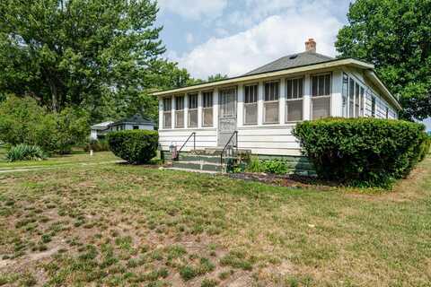 4109 Coloma Road, Coloma, MI 49038