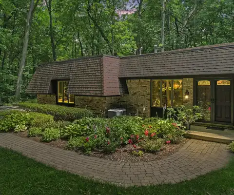7241 S Green Hills Drive, Saline, MI 48176
