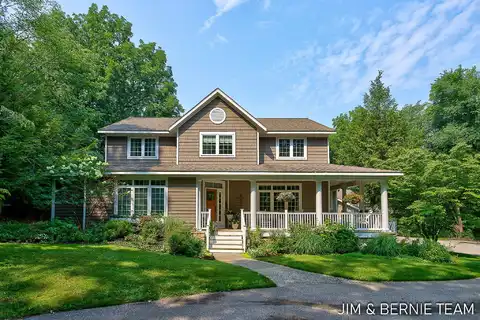 3653 Grand Bluffs Court SW, Grand Rapids, MI 49534