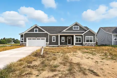 10055 Strawberry Lane, Zeeland, MI 49464