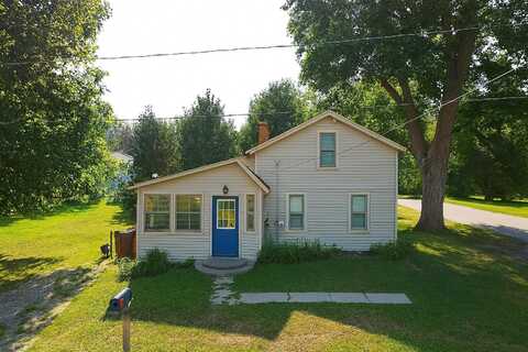 255 N Hawley Street, Lyons, MI 48851