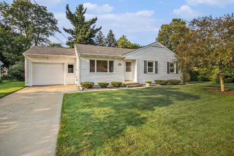 1025 Par 4 Road, Kalamazoo, MI 49008